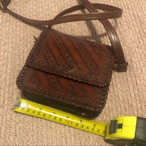 Carved Leather Purse - Picture 3 of 7